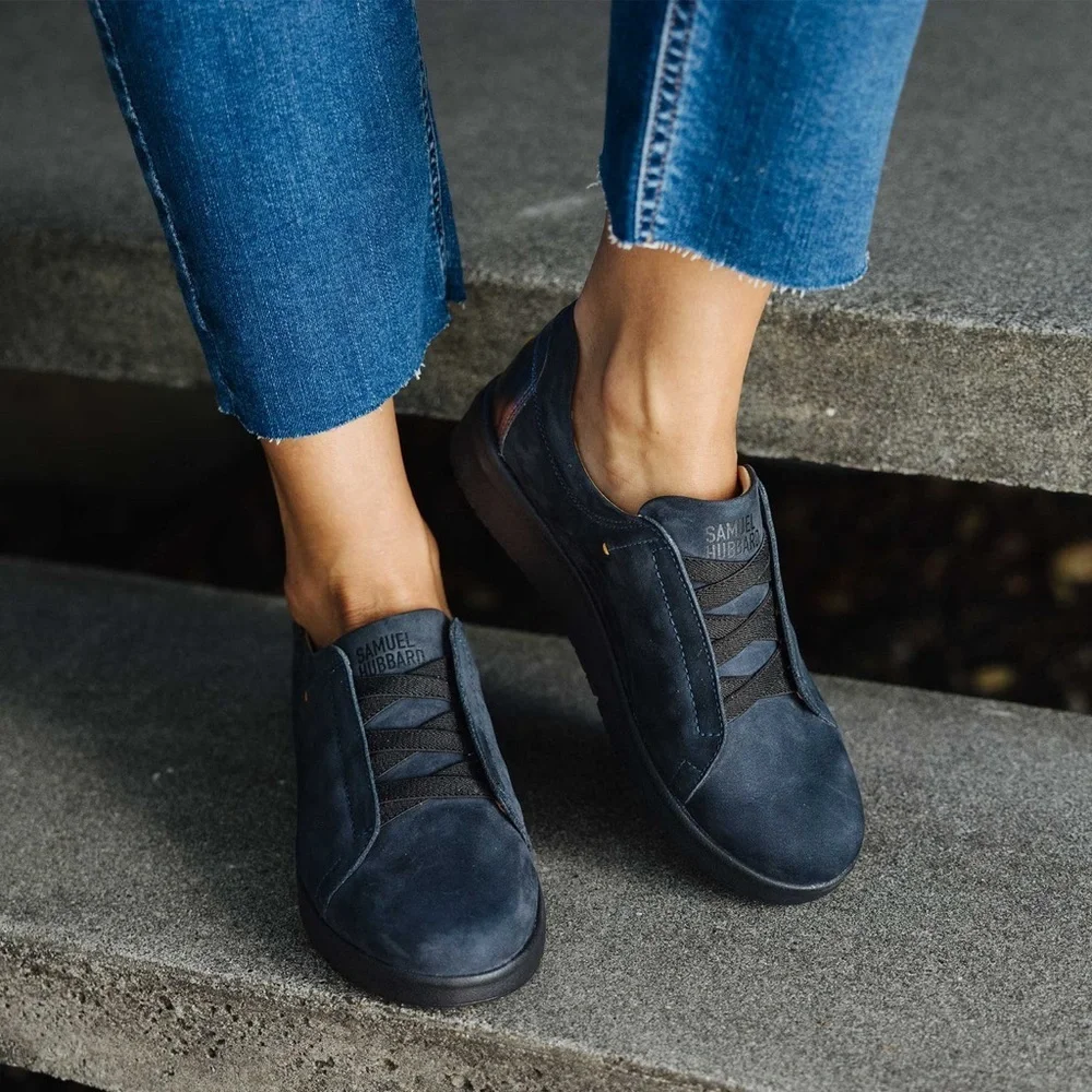 SAMUEL HUBBARD WOMEN'S FEATHERLIGHT MARIN GORE-LACES 6.5 NWB navy nubuck